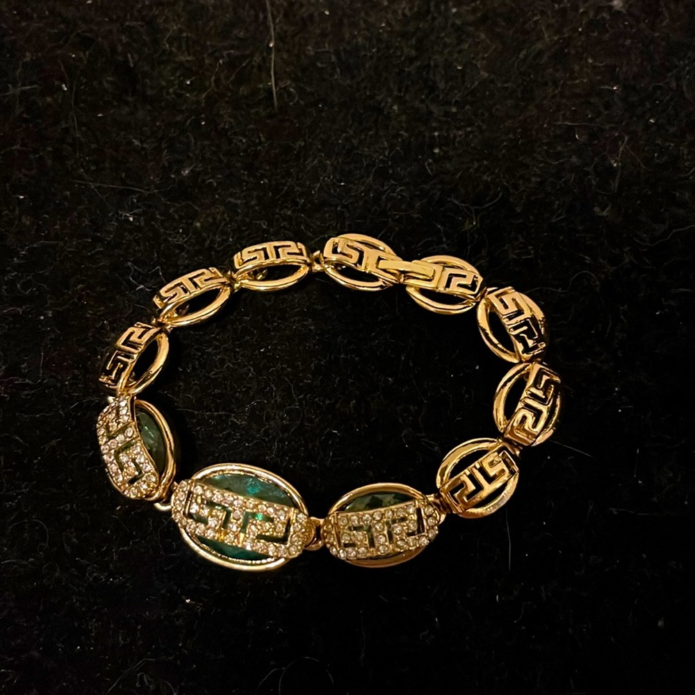 CRYSTAL DISC AND 18K GOLD PLATED LINK BRACELET